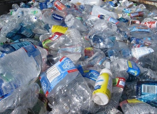 Plastic Waste by Tanvi Sharma - Unsplash